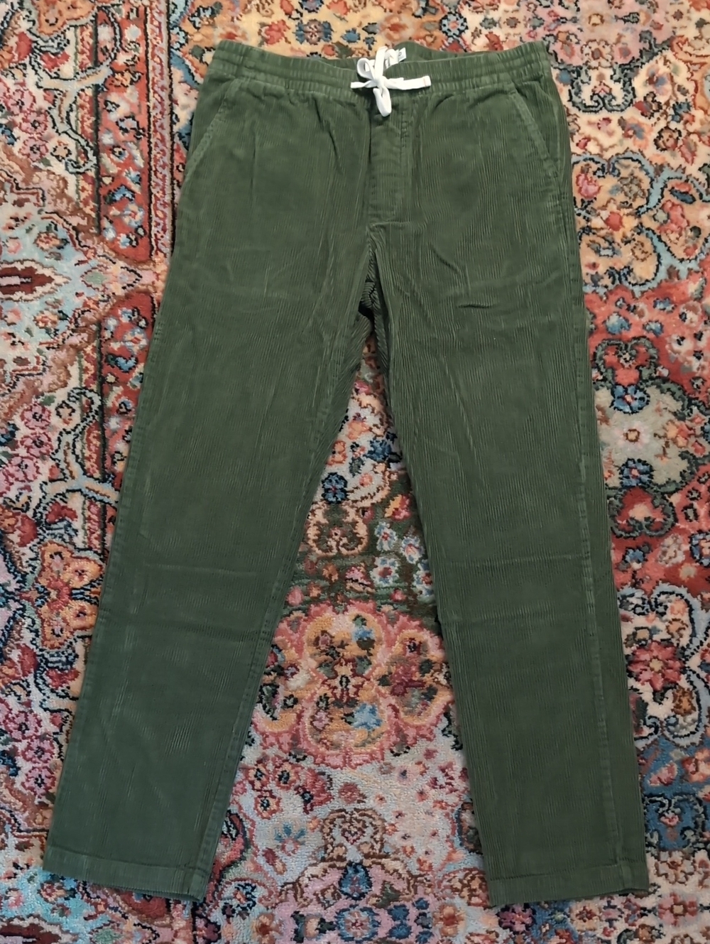 Wellen Olive Green Corduroy Drawstring Pants